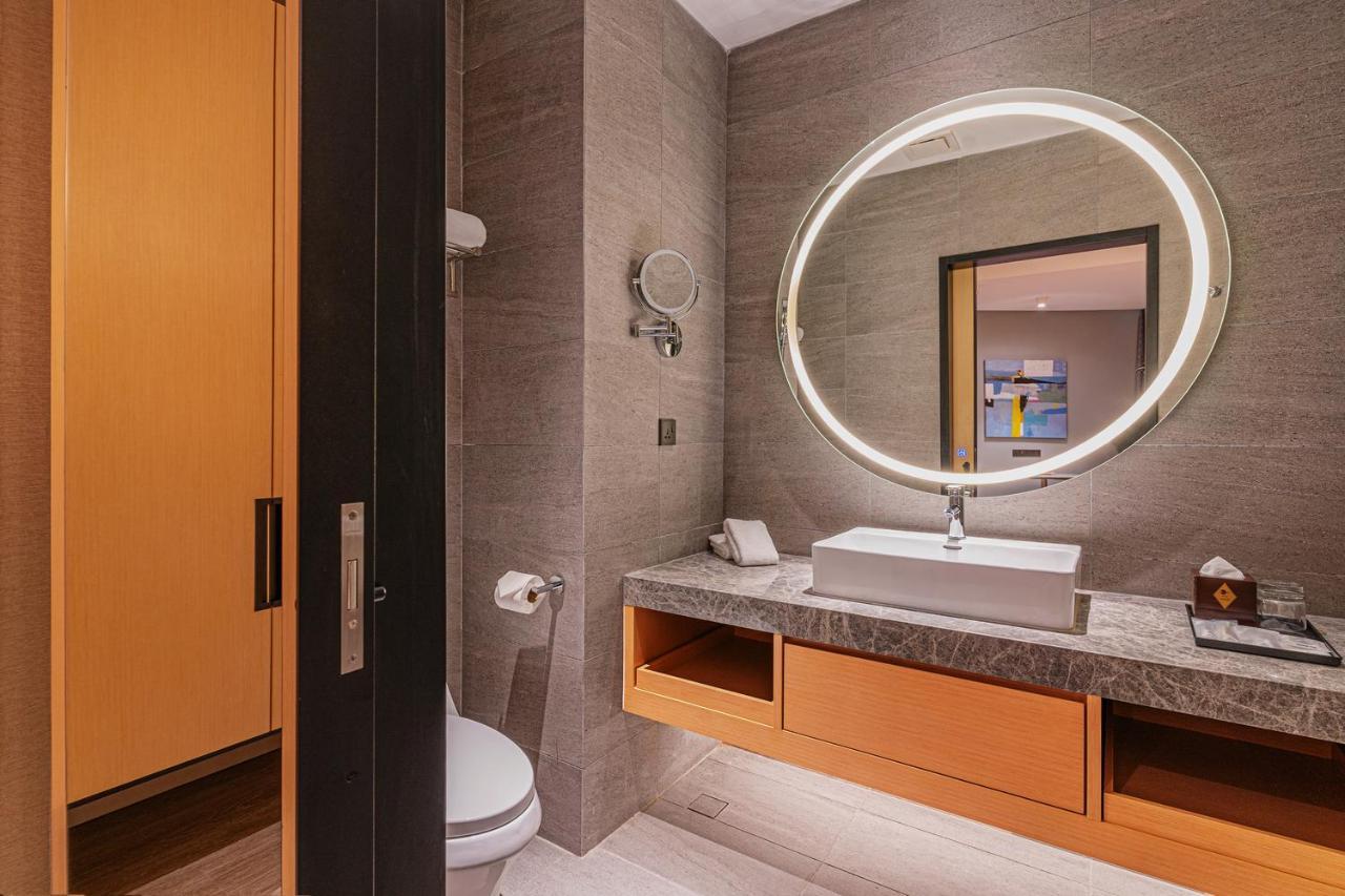 M World Hotel Formerly Known As Avante Hotel Petaling Jaya Exterior foto Bathroom